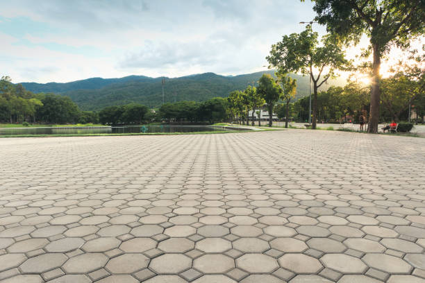 Best Driveway Pavers Near Me  in Altamont, OR